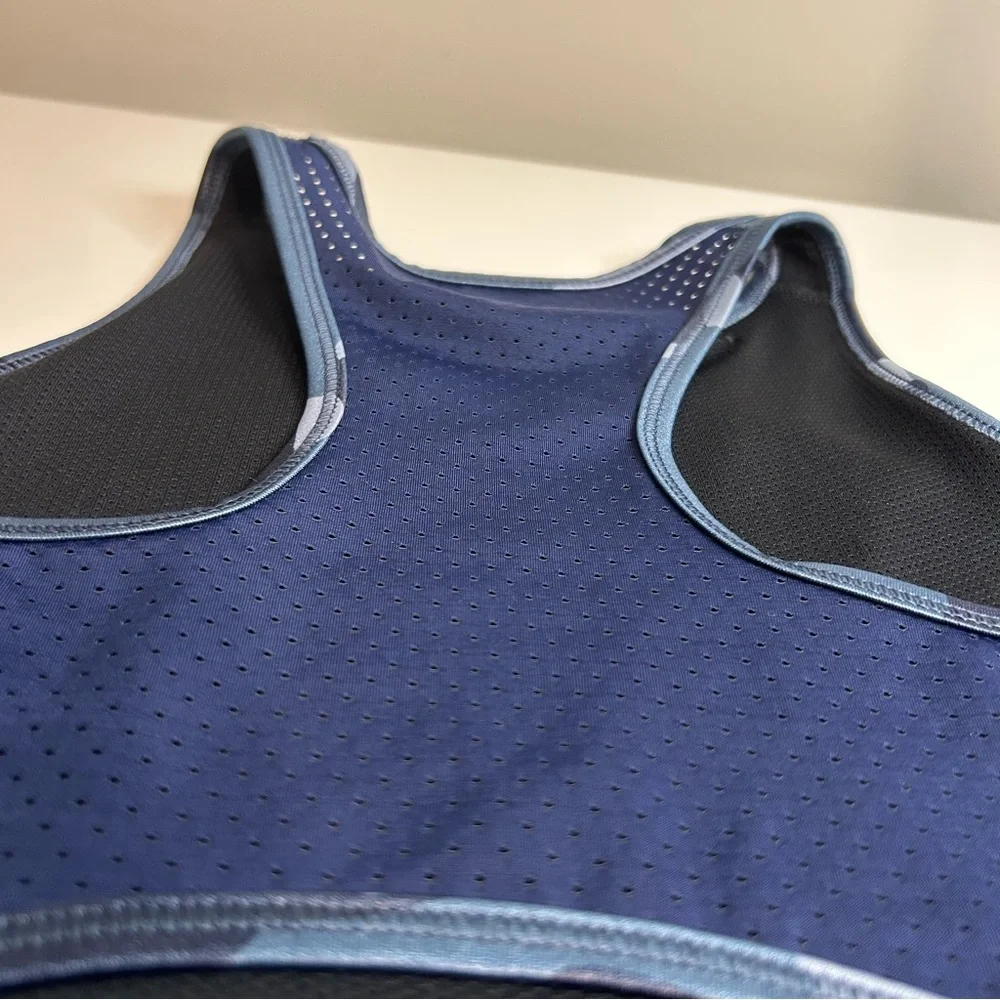 Nike High Neck Camo‎ Sports Bra, L